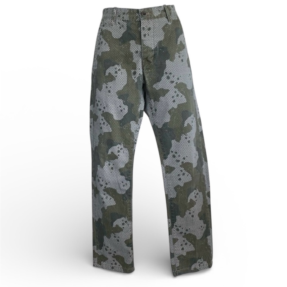 Levi's jeans, W31 (US 10), pixelated green camo, EUC, button front, hi rise.